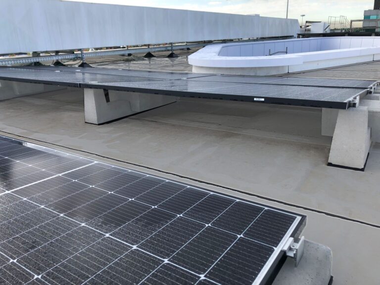 Sunballast-sail-shaped-photovoltaic-system-5-degrees-Bergamo-Italy-Chiesa-Impianti-1-1