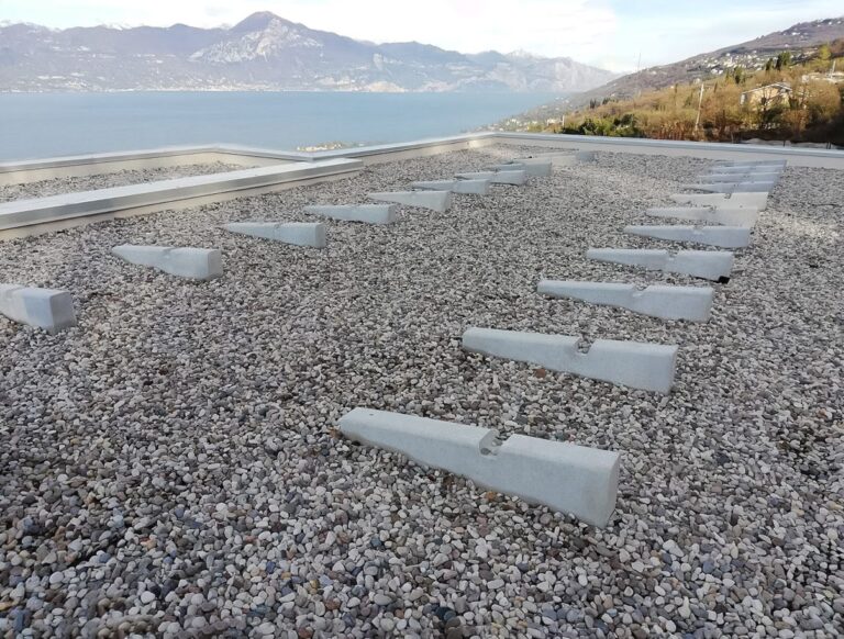 Sunballast-single-row-photovoltaic-system-3-degrees-Verona-Italy-Elettrodomus-2-1